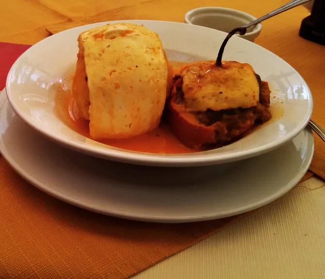 Rocoto relleno recién servido